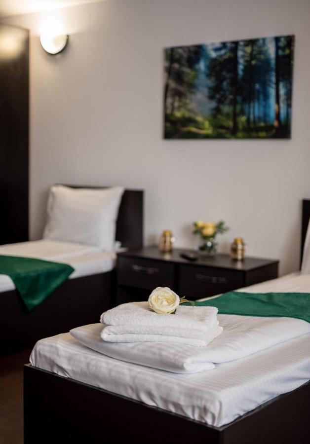 Escala Rooms Ghimbav エクステリア 写真