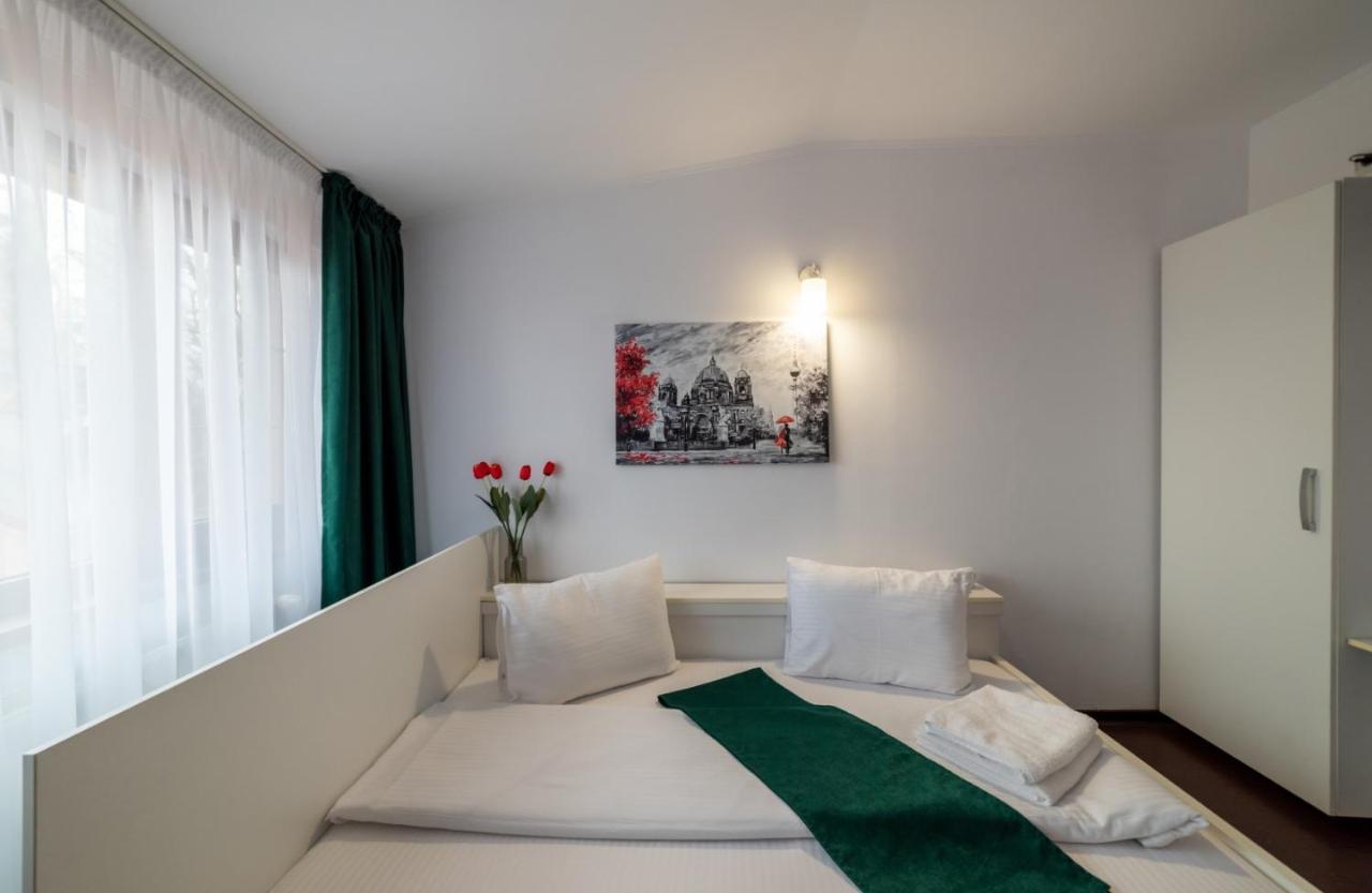 Escala Rooms Ghimbav エクステリア 写真