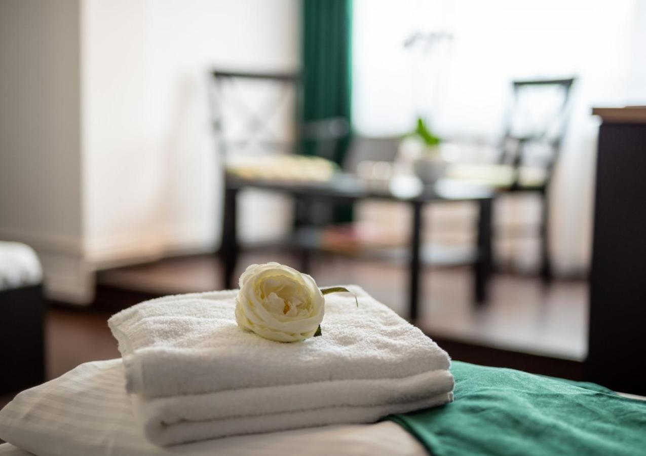 Escala Rooms Ghimbav エクステリア 写真