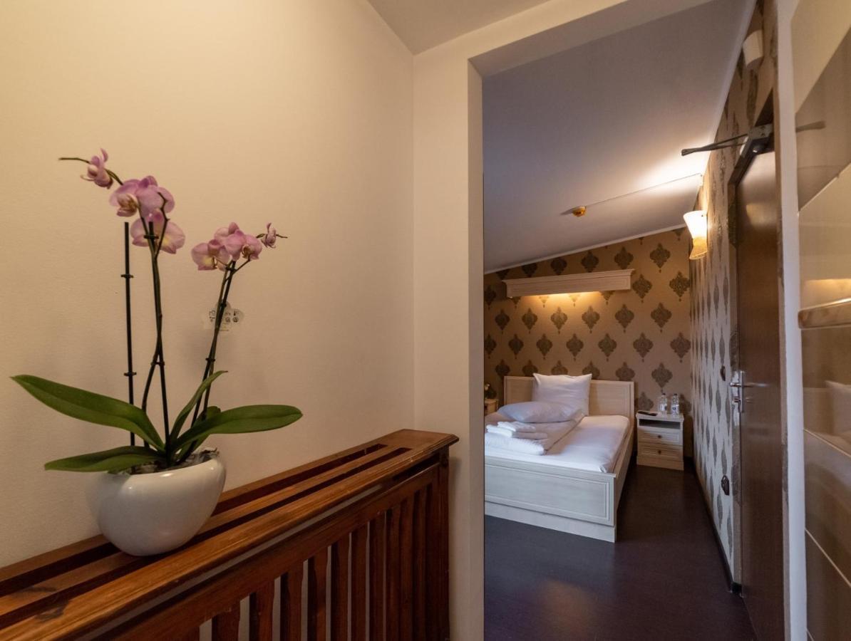 Escala Rooms Ghimbav エクステリア 写真